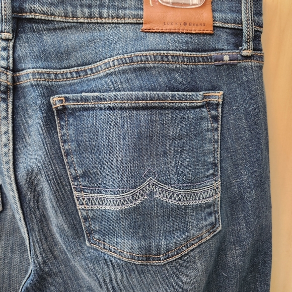 Lucky Brand Sweet'N Low Bootcut Jeans - Picture 10 of 13